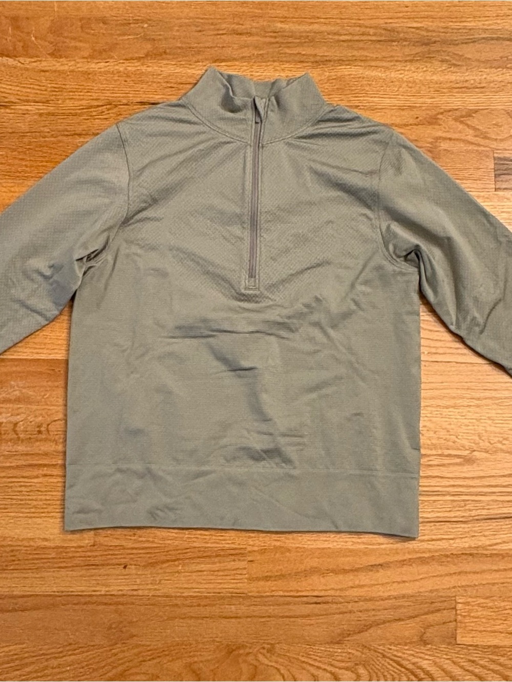 Lululemon Half-Zip Long Sleeve Top – Size 6